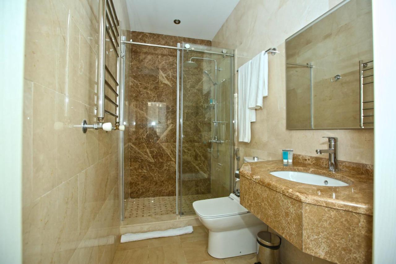 Miraj Hotel Baku Exterior foto